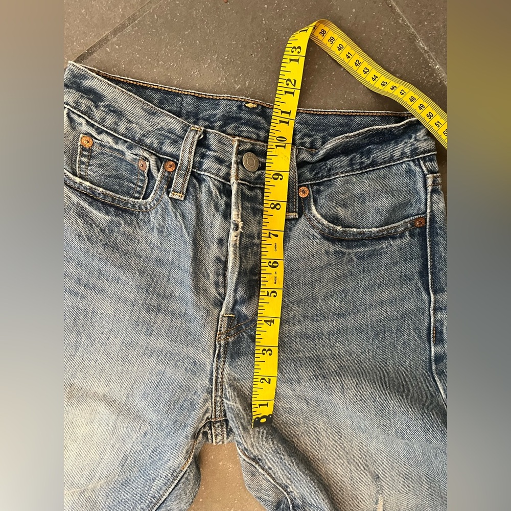 Levi’s wedgie straight leg jeans - Picture 12 of 12